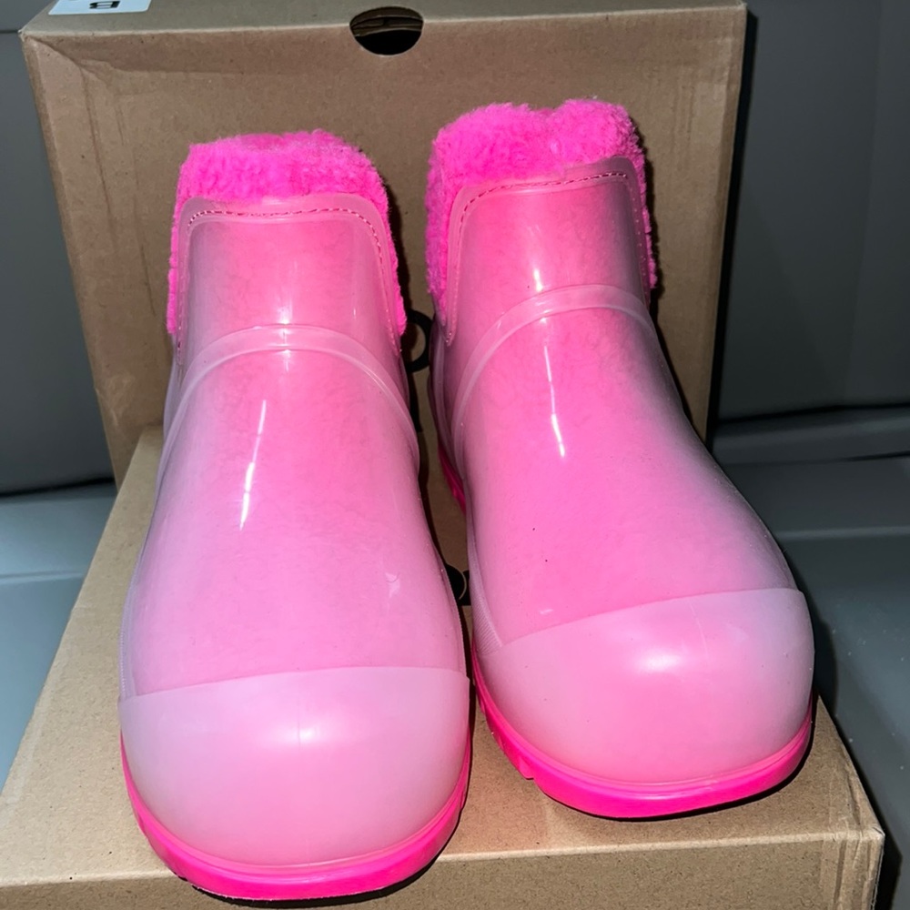 Ugg Raincloud - image 2